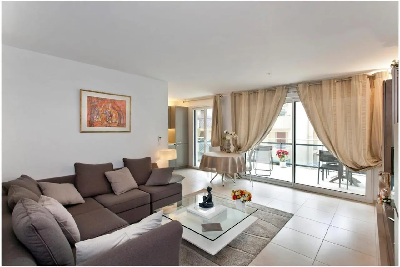 Ref 912 - Cannes Center - Apartment For Rent